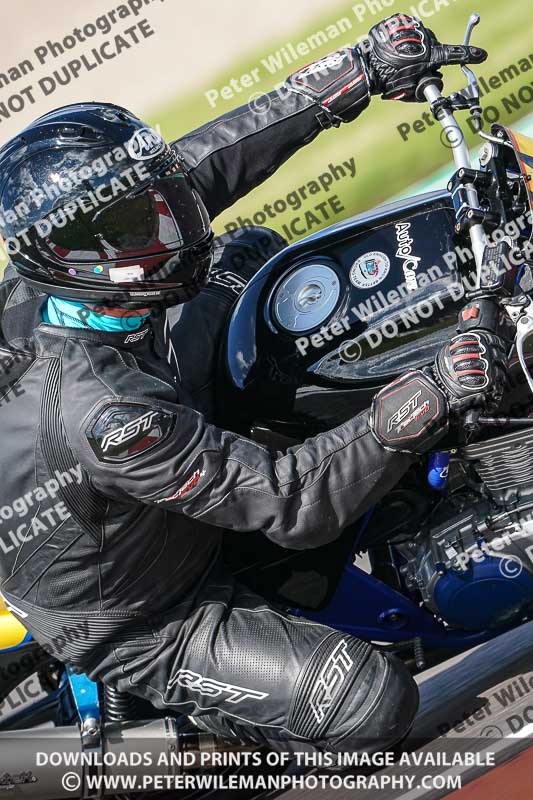 donington no limits trackday;donington park photographs;donington trackday photographs;no limits trackdays;peter wileman photography;trackday digital images;trackday photos